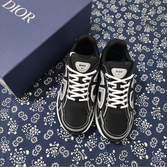 Dior Other - DIOR B30 Black&White Sneakers